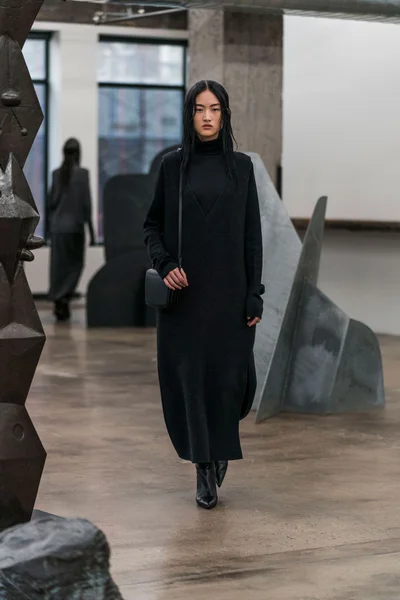 Look 26